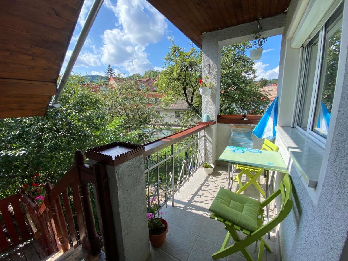 Rose'S Oldtown Apartment Brašov Exteriér fotografie