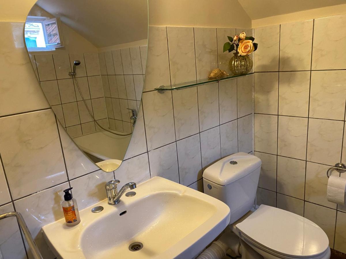 Rose'S Oldtown Apartment Brašov Exteriér fotografie