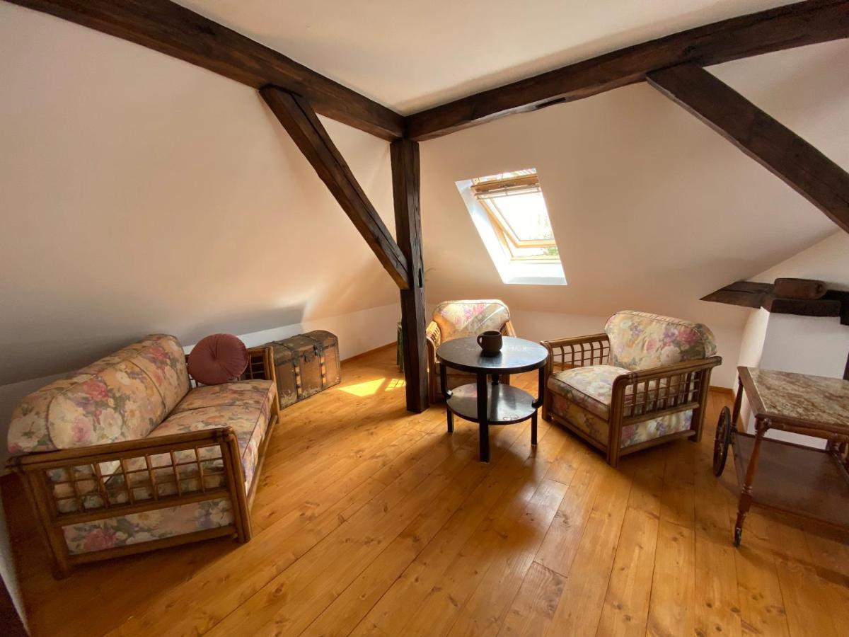 Rose'S Oldtown Apartment Brašov Exteriér fotografie