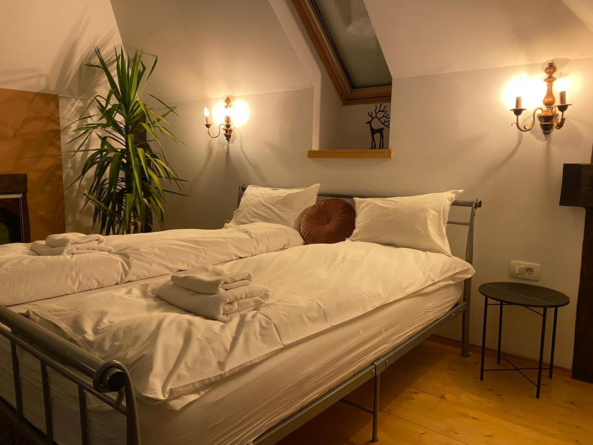 Rose'S Oldtown Apartment Brašov Exteriér fotografie