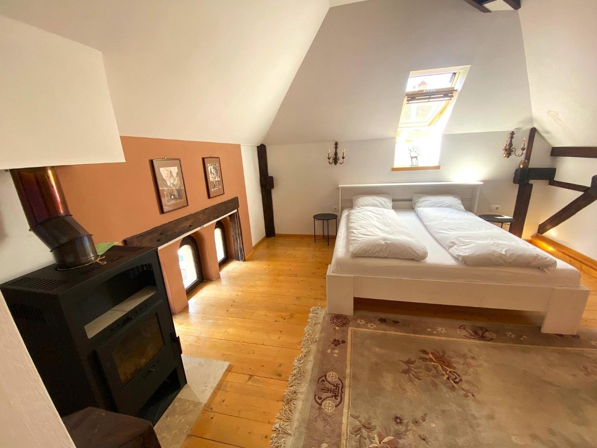 Rose'S Oldtown Apartment Brašov Exteriér fotografie